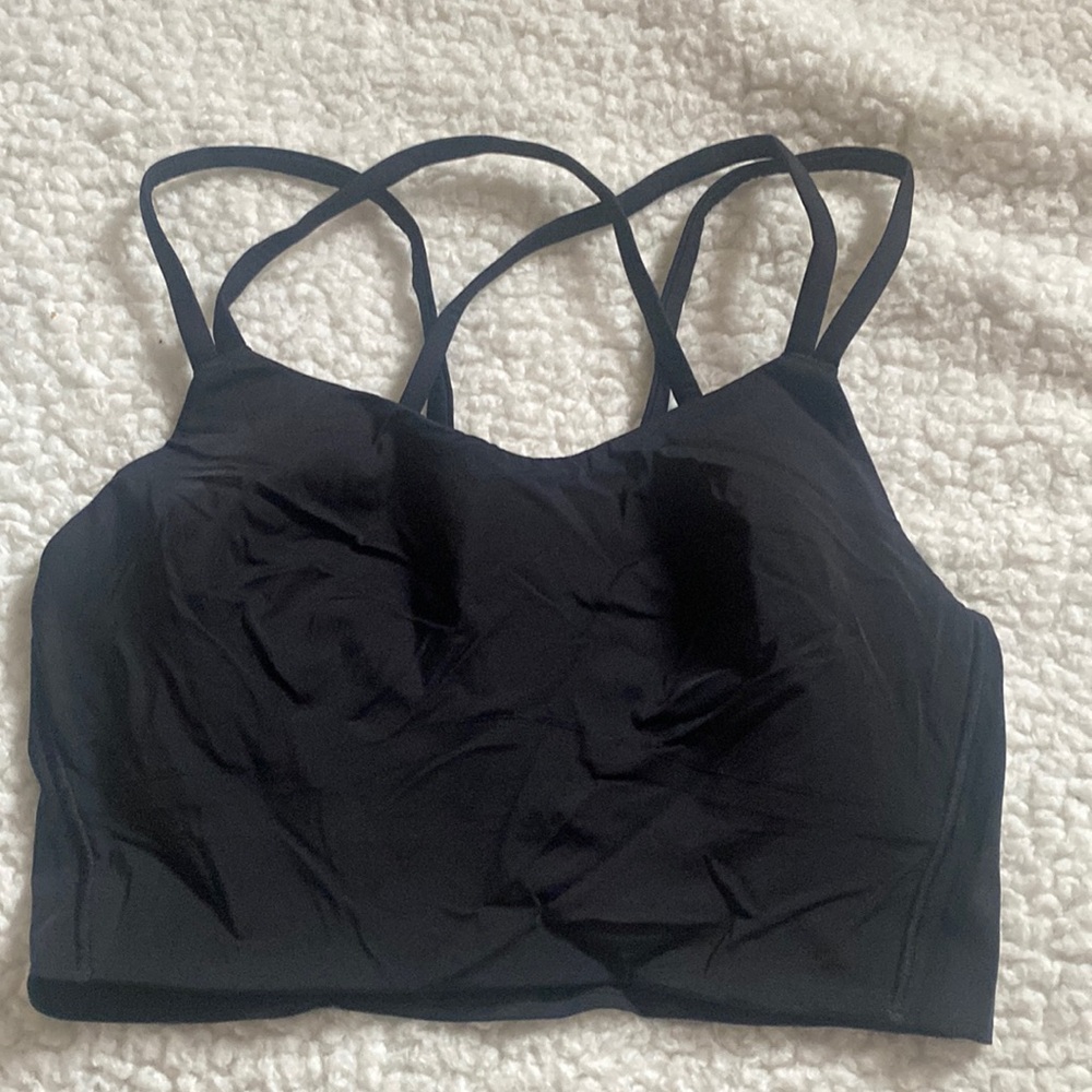 Lululemon black sports bra